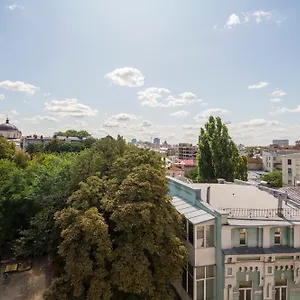 Dayflat On Mykhailivs'ka Киев